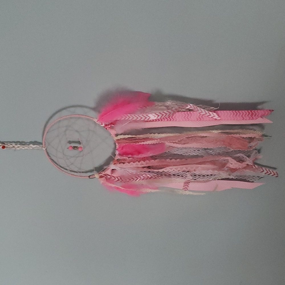 Nwt dream catcher. Lace and ribbon details.